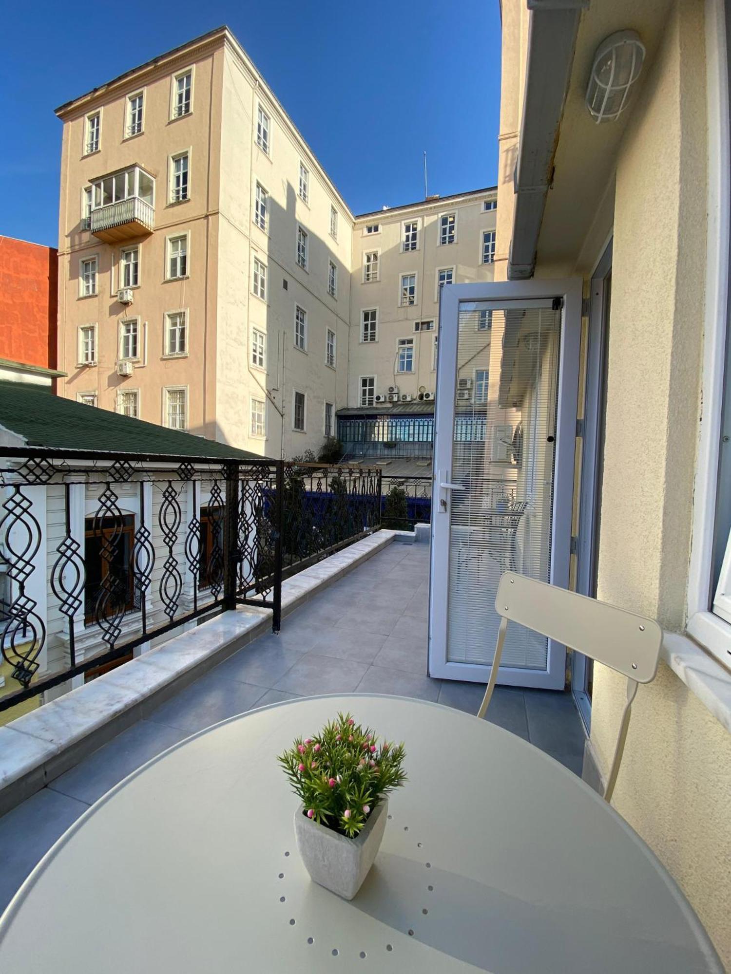 Sapphire Suites Taksim Istambul Extérieur photo